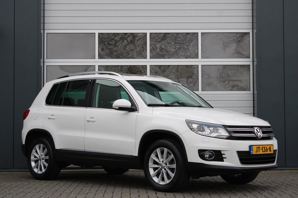 Volkswagen Tiguan 1.4 TSI Sport&Style Cruise/Camera/Panodak/, Voorwielaandrijving, Euro 5, 15 km/l, 4 cilinders