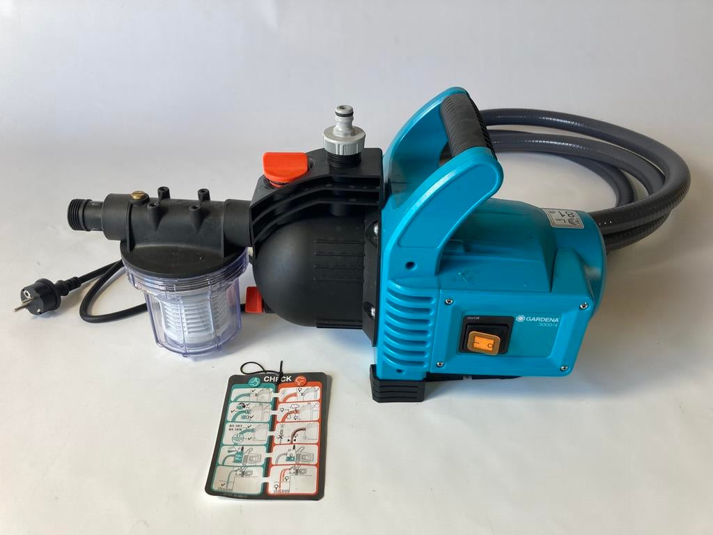 Nieuwe GARDENA besproeingspomp 3000/4 incl voorzetfilter, Ophalen, Nieuw, Elektrisch, Besproeiingspomp