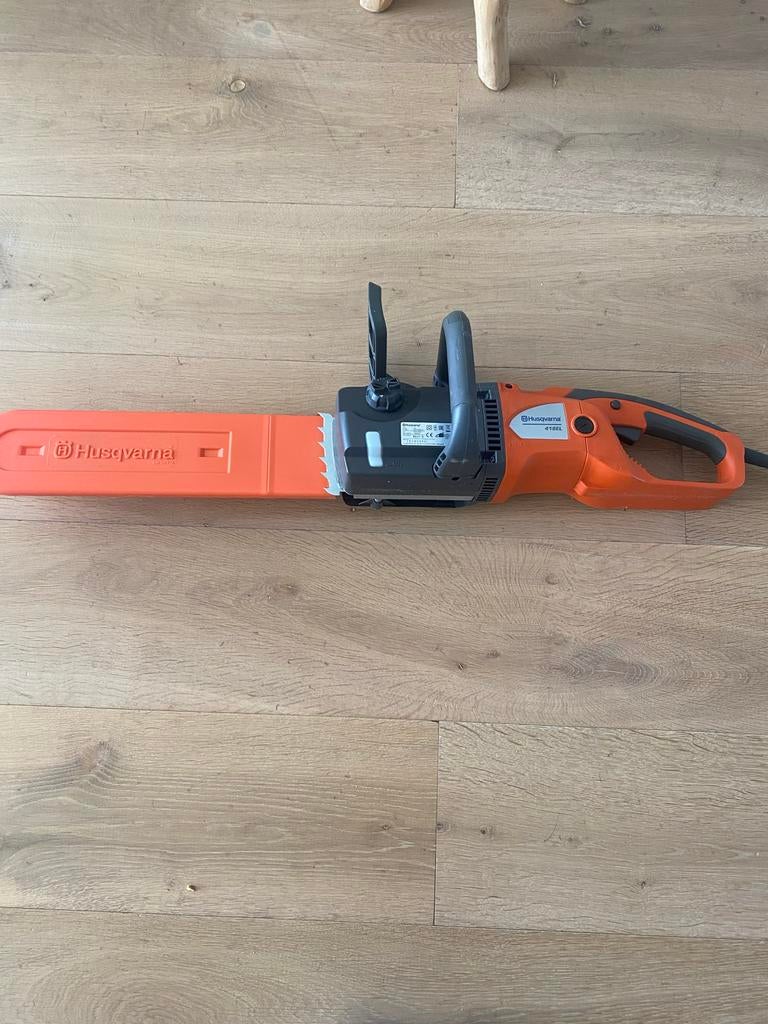 Husqvarna elektrische kettingzaag 418 EL, Ophalen, Gebruikt, 70 mm of meer, Kettingzaag