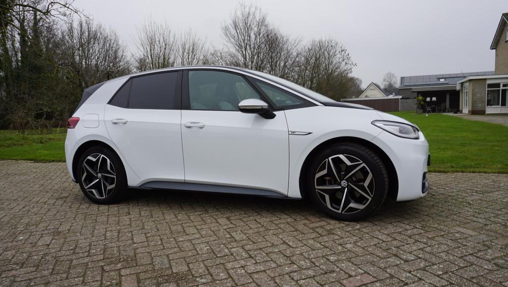 Volkswagen ID.3 First Plus 58 kWh Camera verwarmde stoelen S, Automaat, 966 min, Gebruikt, ID.3