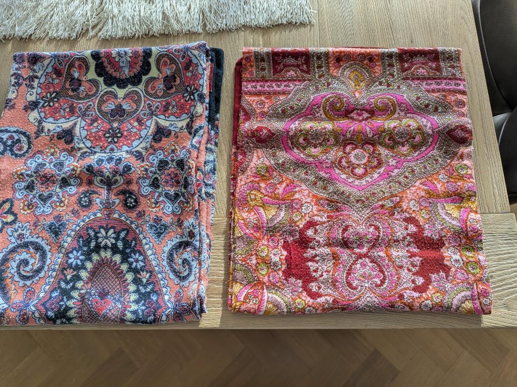 Originele Oilily sjaal (in goede staat) 130x30Cm, Kleding | Dames, Mutsen, Sjaals en Handschoenen, Oilily, Maat 46/48 (XL) of groter