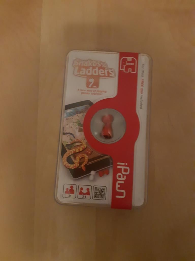 iPawn Snakes & Ladders - Reisspel voor ipad, Ophalen, IPawn, Zo goed als nieuw, Een of twee spelers
