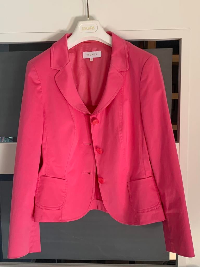 Roze jasje van Escada maat 42, Kleding | Dames, Ophalen of Verzenden, Zo goed als nieuw, Maat 42/44 (L), Roze