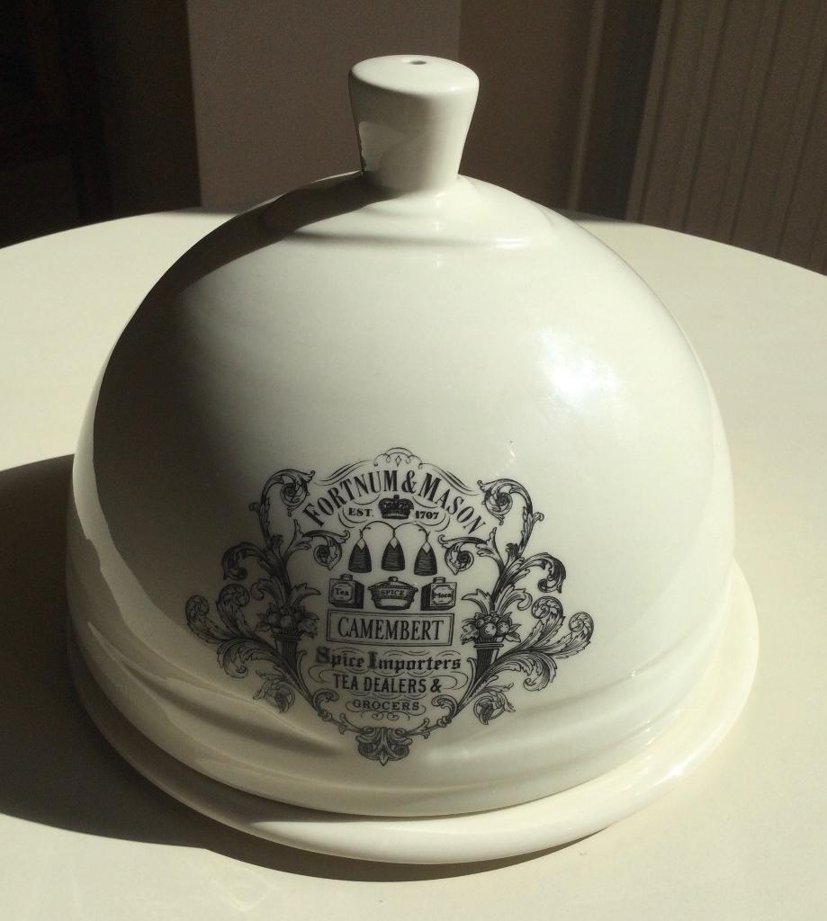 Fortnum & Mason Camembert Kaaskoepel - Vintage, Overige typen, Ophalen of Verzenden, Zo goed als nieuw, Overige stijlen