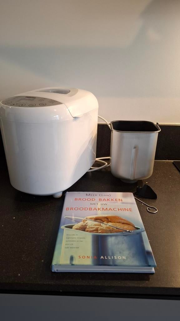 Tristar broodbakmachine met brood bak boek, Met timer, Gebruikt, Ophalen of Verzenden, 400 tot 800 gram deeg