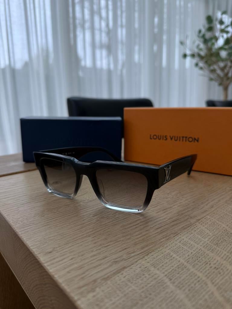 Louis Vuitton Zonnebril Zwart/Transparand, Overige merken, Zonnebril, Zwart, Ophalen of Verzenden