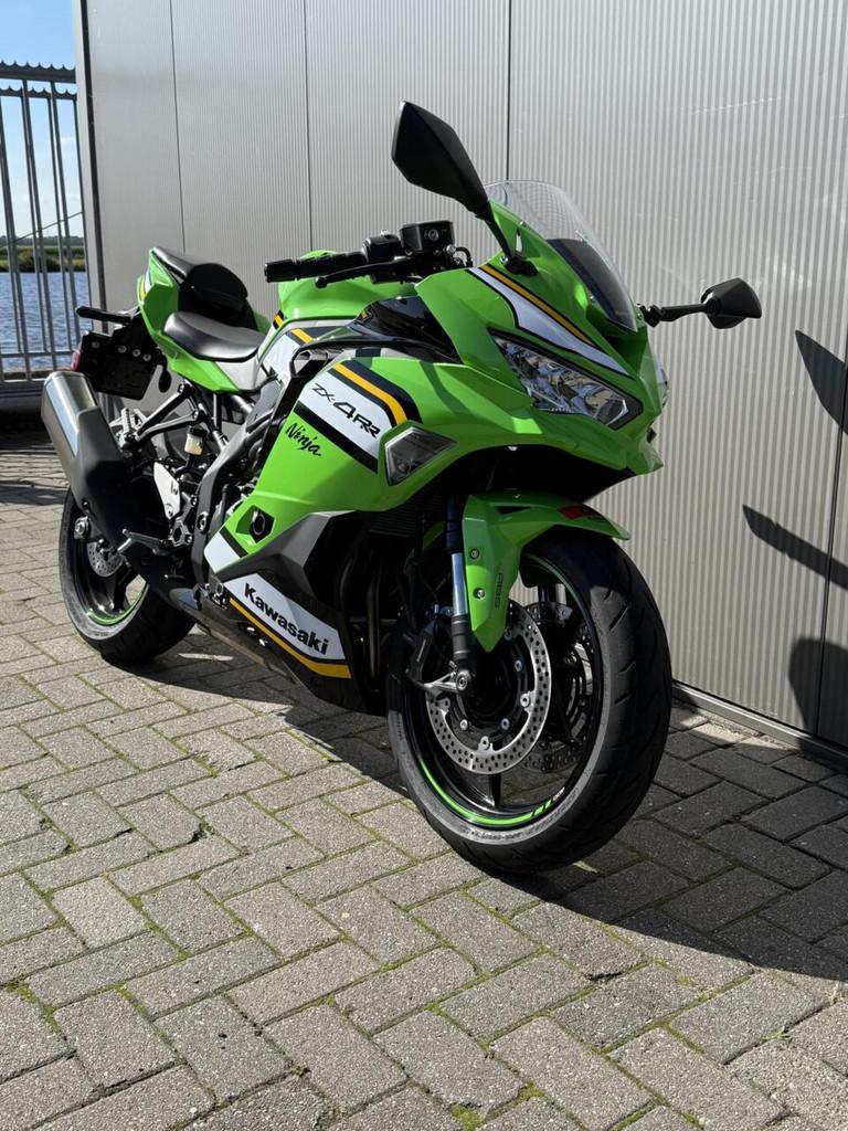 Kawasaki Ninja ZX-4R - foto 2