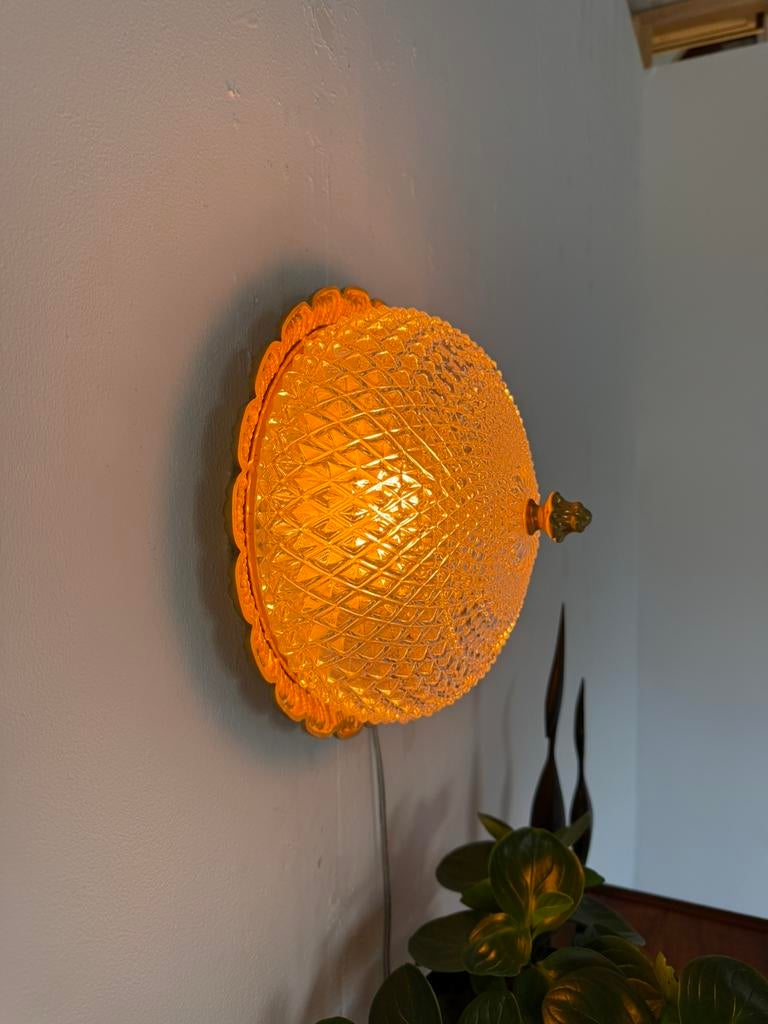 Vintage vergulde glazen wandlamp, Glashütte Limburg ‘60, Ophalen of Verzenden, Zo goed als nieuw, Glas, Vintage retro buisframe design rotan webbing papercord deens