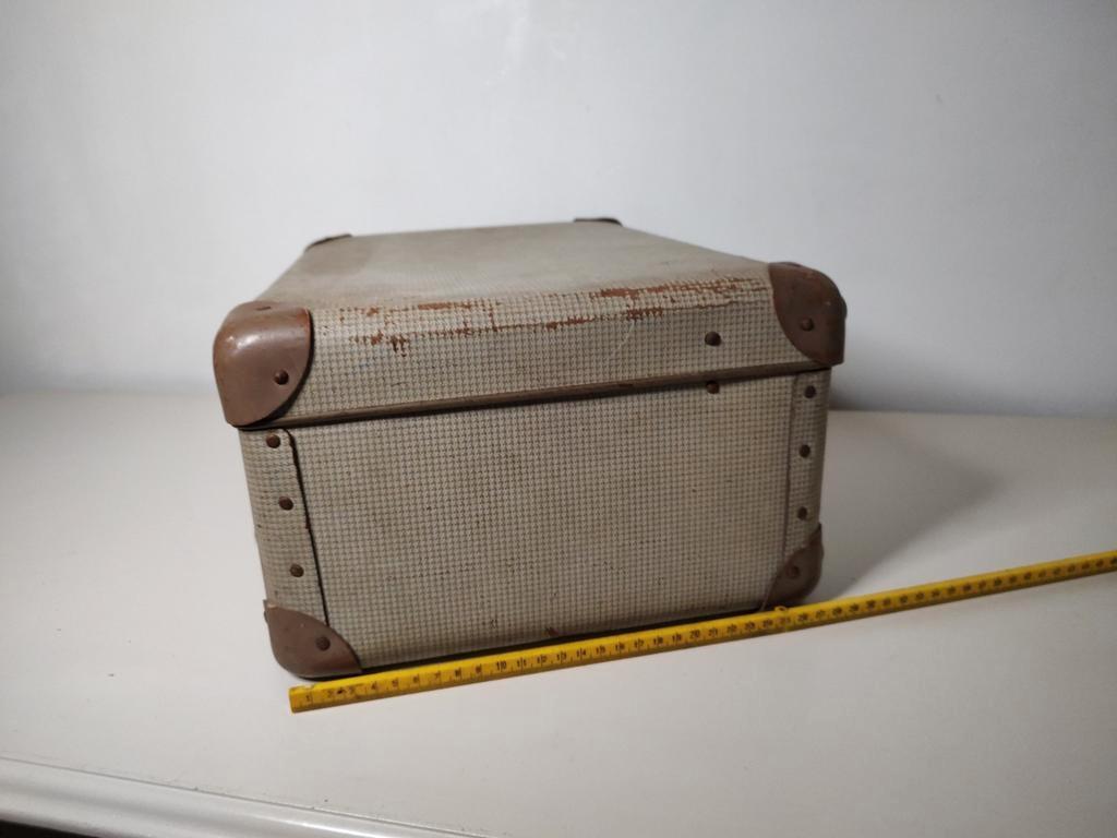 K636 VINTAGE jaren 50 koffer van geperst karton, Overige materialen, Gebruikt, Onbekend, Minder dan 50 cm