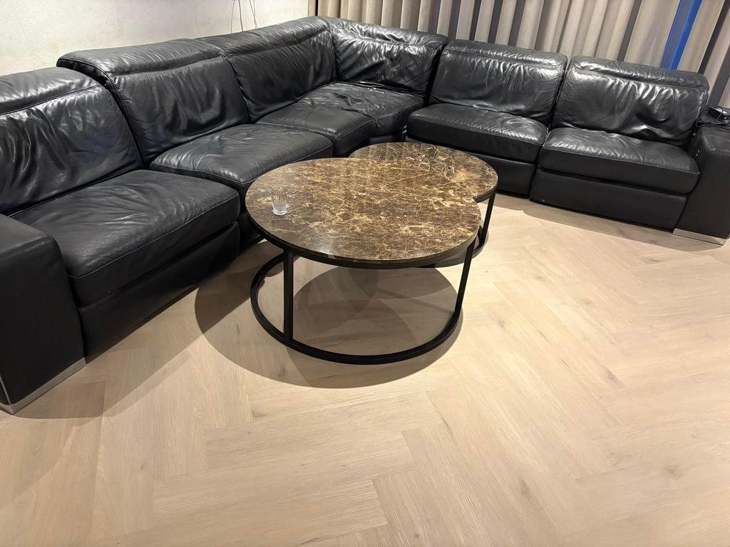 Grote Zwarte Leren Hoekbank 4x3m met Elektrische Voetsteun, Huis en Inrichting, Banken | Bankstellen, Ophalen, Gebruikt, 100 tot 125 cm