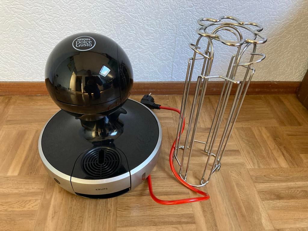 Nescafé Dolce Gusto Krups koffiezetapparaat met capsulehoude, Ophalen, Koffiepads en cups, Koffiemachine, Zo goed als nieuw