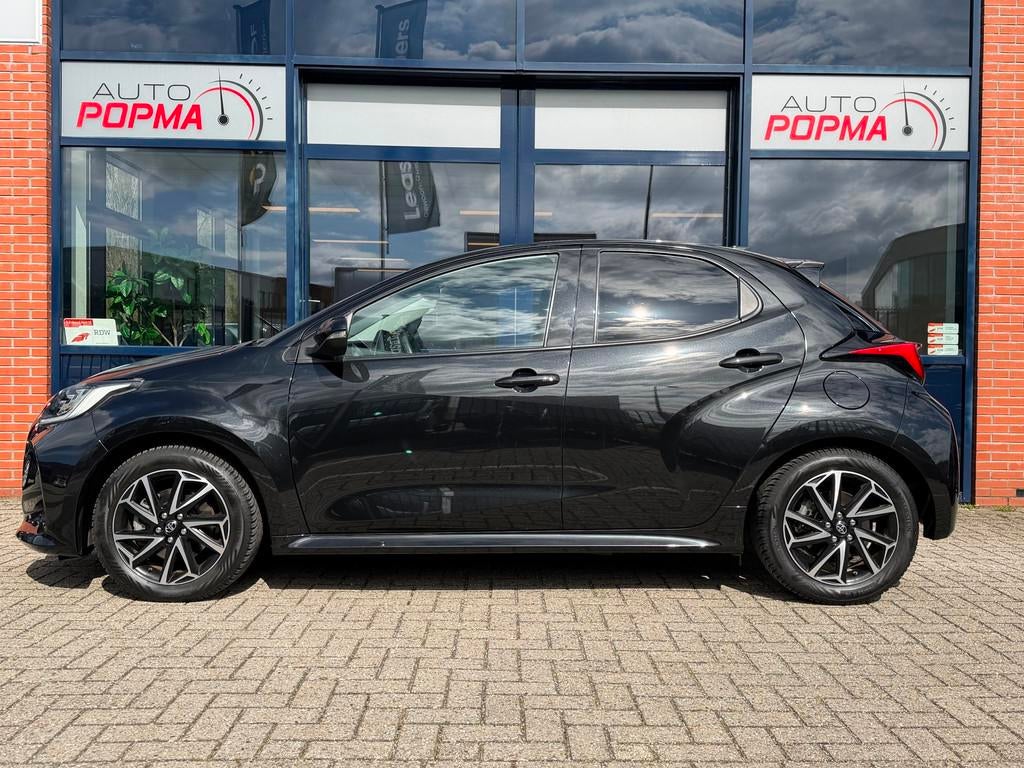 Toyota Yaris 1.5 Hybrid Dynamic Automaat / Trekhaak / Stoelv, Auto's, Gebruikt, 450 kg, 1490 cc, Bedrijf