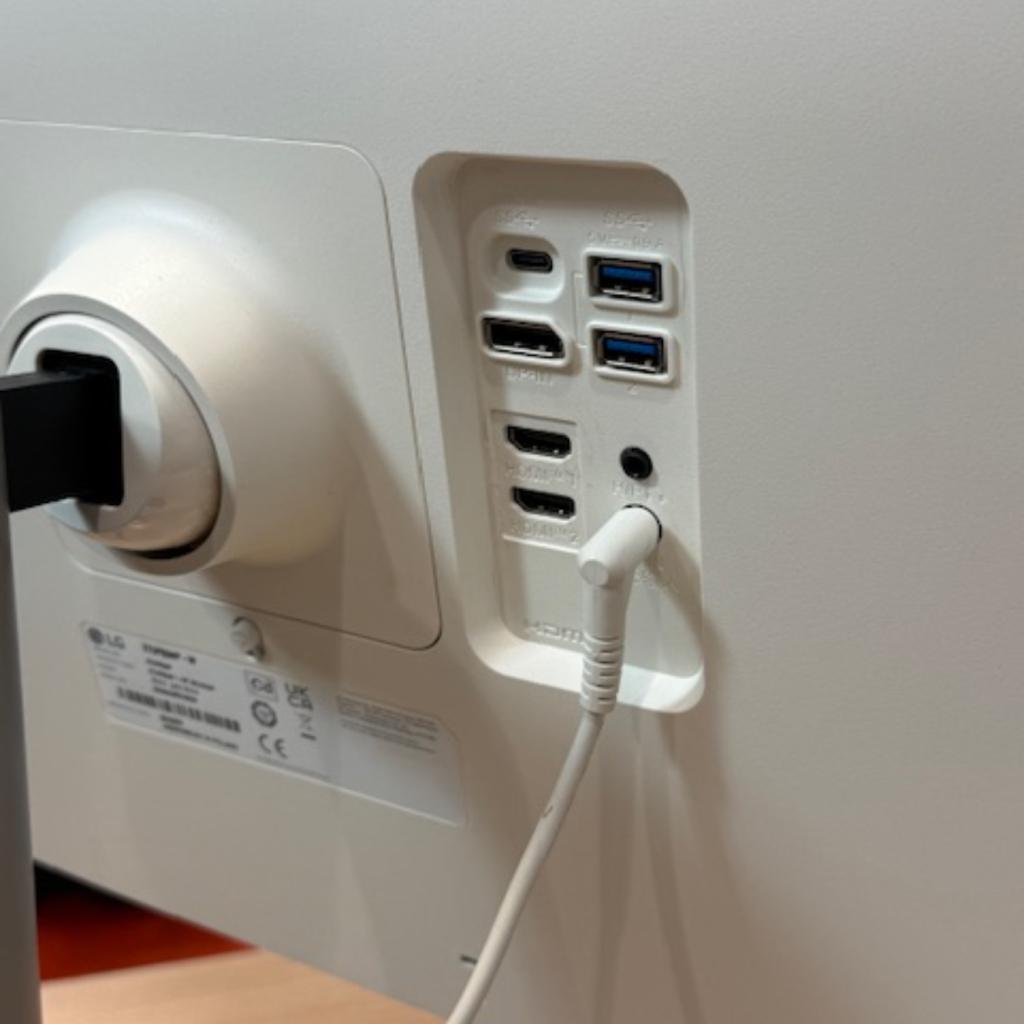 LG monitor 27up85np-W 4K, nette staat, 3 maanden garantie, LG, Zo goed als nieuw, Support@lg.com, LG Twin Towers
128 Yeoui-daero, Yeongdeungpo-gu
Seoul 07336
South Korea