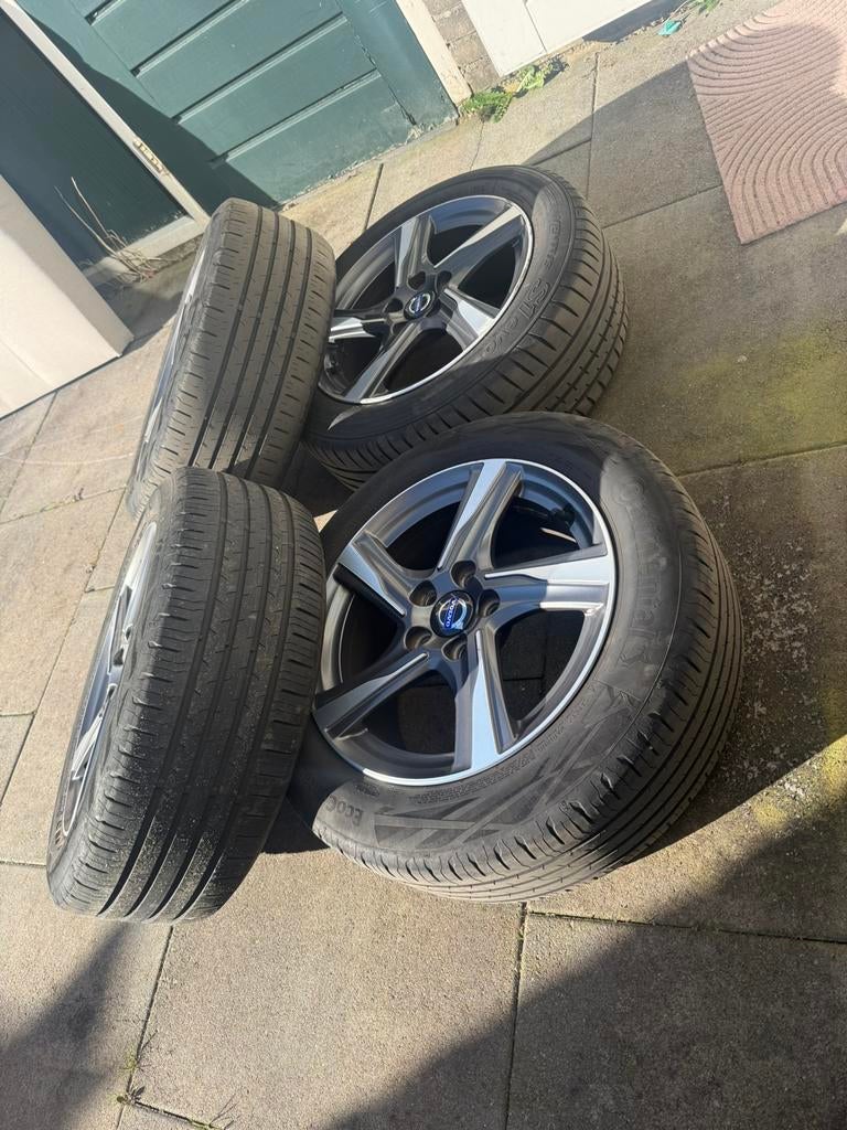 16 inch volvo V40 velgen set, Auto-onderdelen, Banden en Velgen, Ophalen, Velg(en), 16 inch, 205 mm