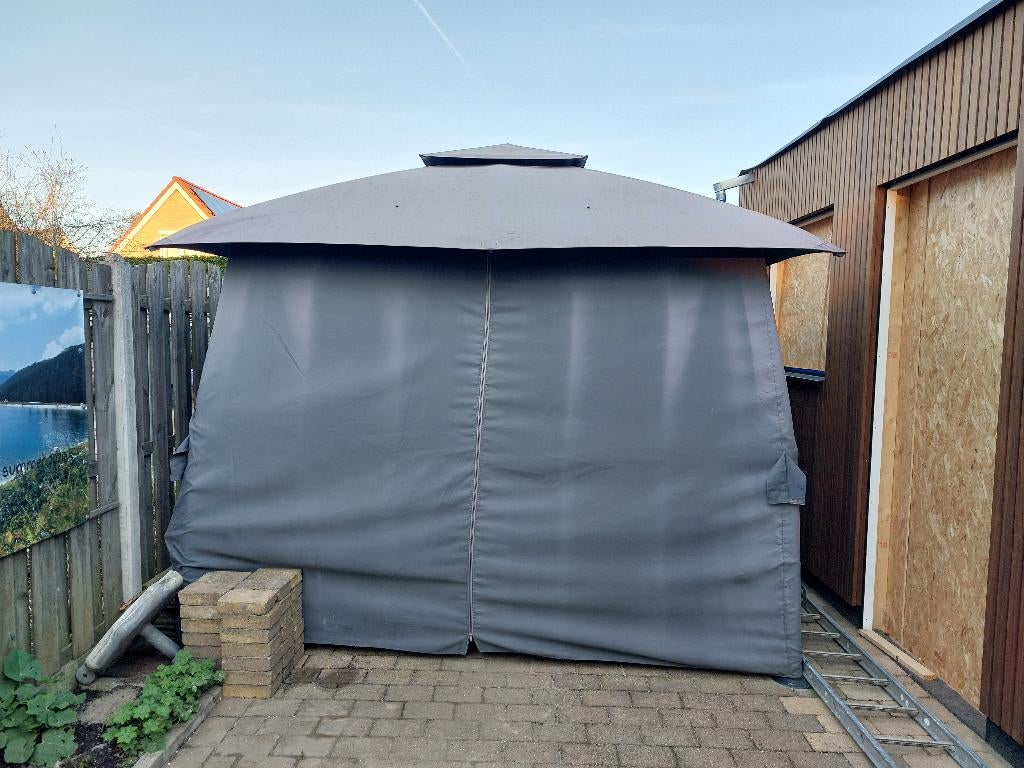 Party tent, Ophalen, Gebruikt, Partytent, Minder dan 4 meter