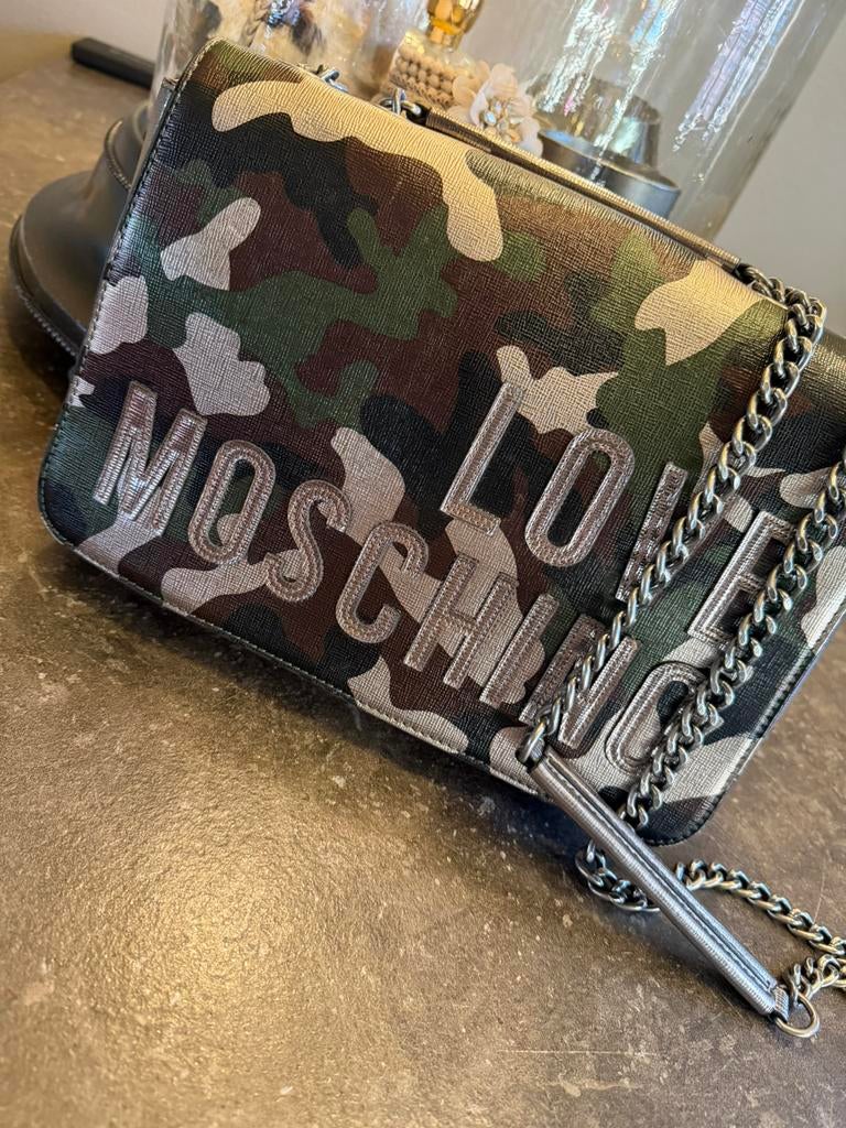 Love moschino tas, Sieraden, Tassen en Uiterlijk, Tassen | Damestassen, Ophalen of Verzenden, Zo goed als nieuw, Overige kleuren