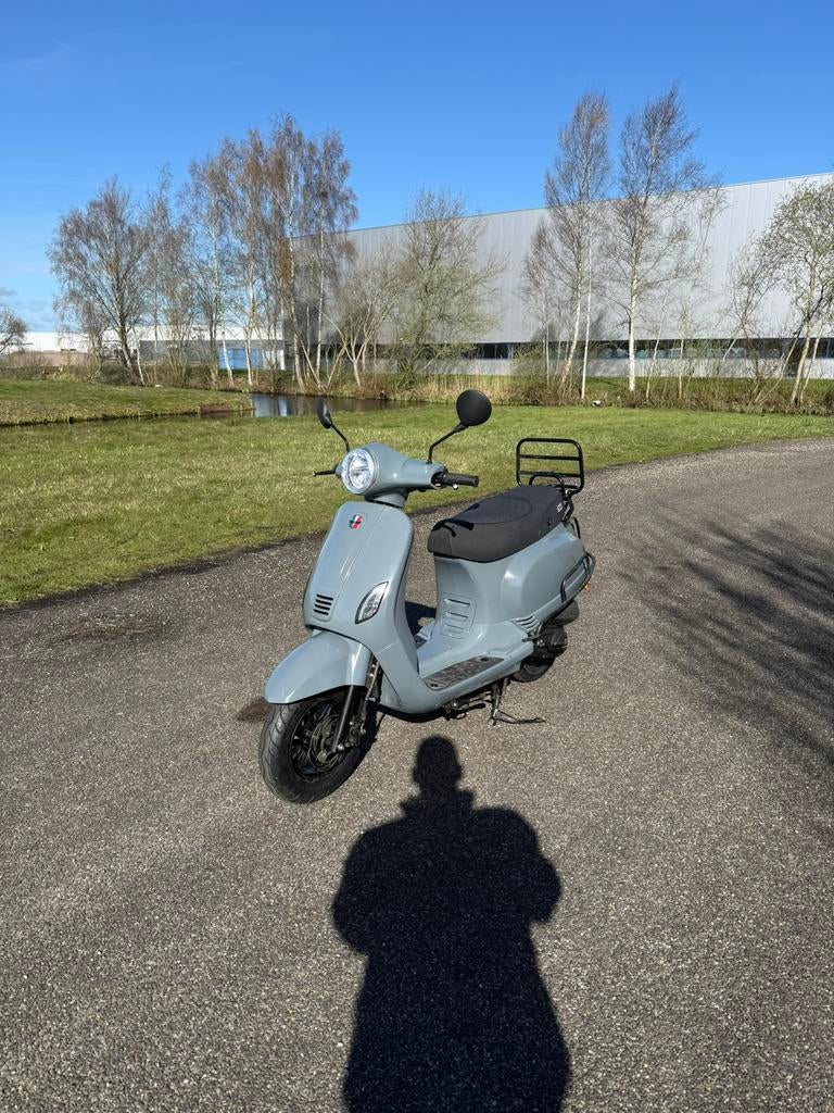 Brom Scooter GTS Toscane Pure S, Dion, Benzine, Dion, Ophalen