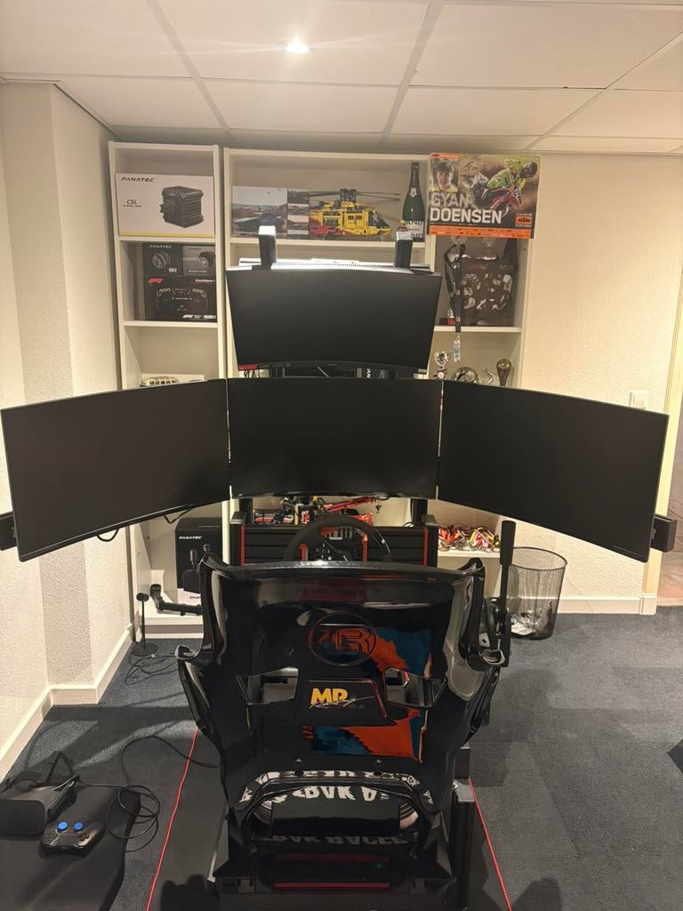 Playseat sim rig, Spelcomputers en Games, Games | Pc, Ophalen, 1 speler, Racen en Vliegen, Nieuw