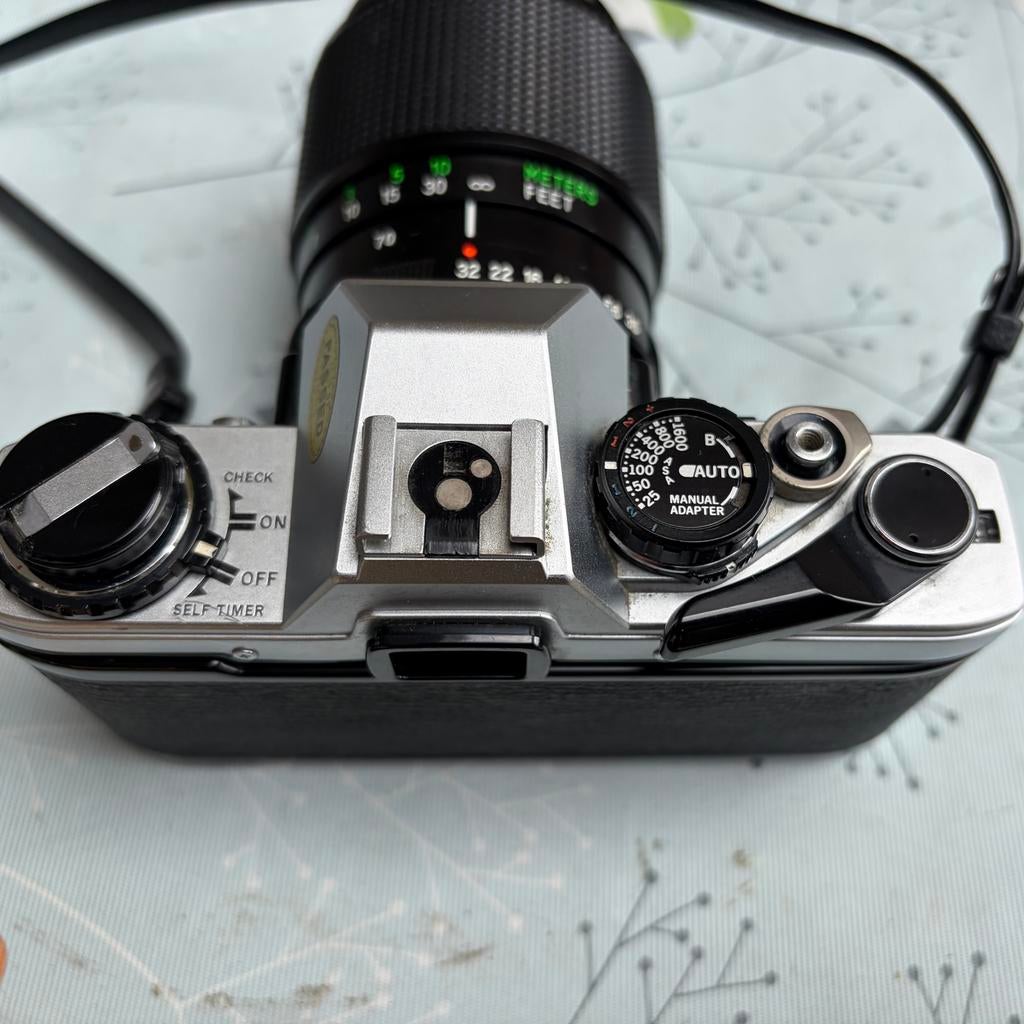 Olympus OM10 analoge spiegelreflex camera met Vivitar 35-70m, Audio, Tv en Foto, Fotocamera's Analoog, Ophalen of Verzenden, Gebruikt