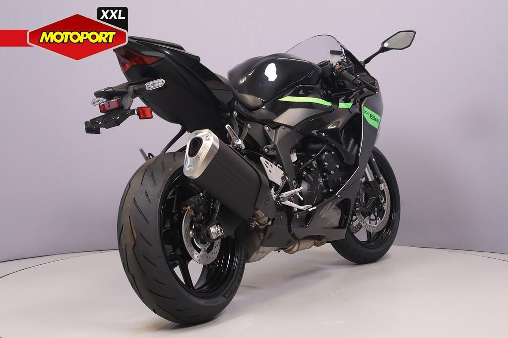 Kawasaki Ninja ZX ZX-6R - foto 3