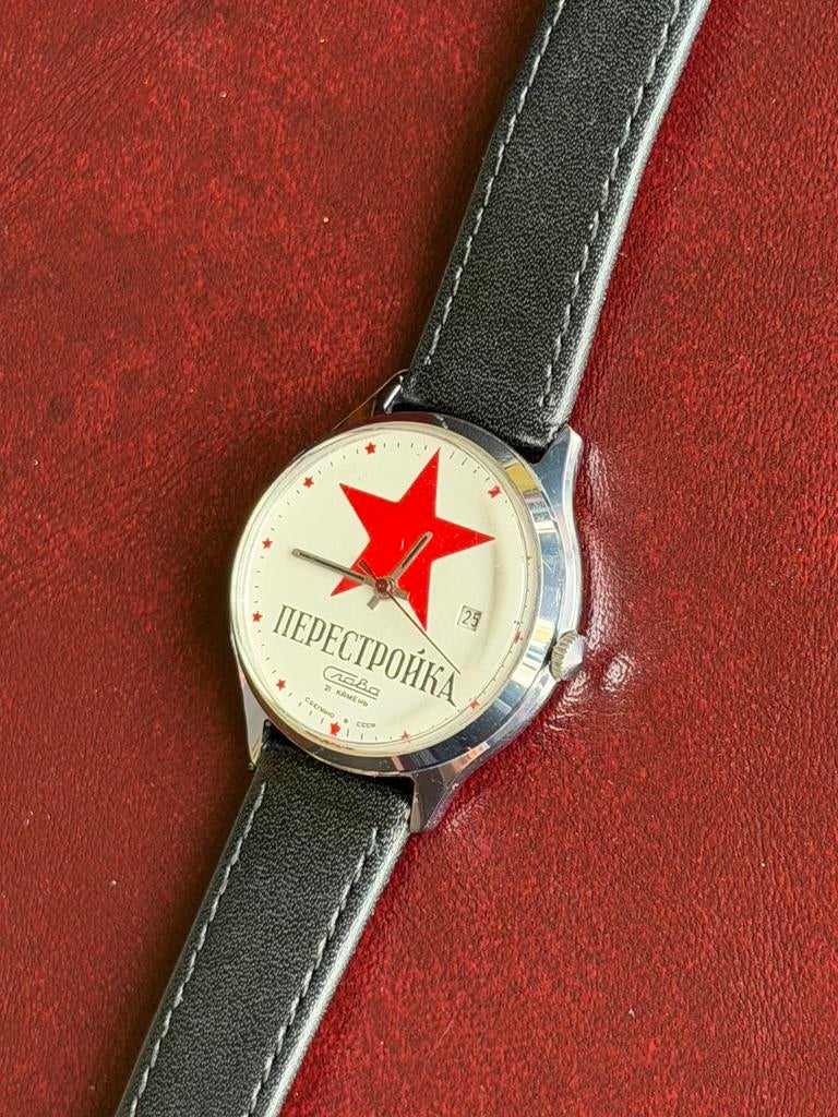 Vintage russisch slava ussr cccp mechanisch heren horloge, Verzenden, Zo goed als nieuw