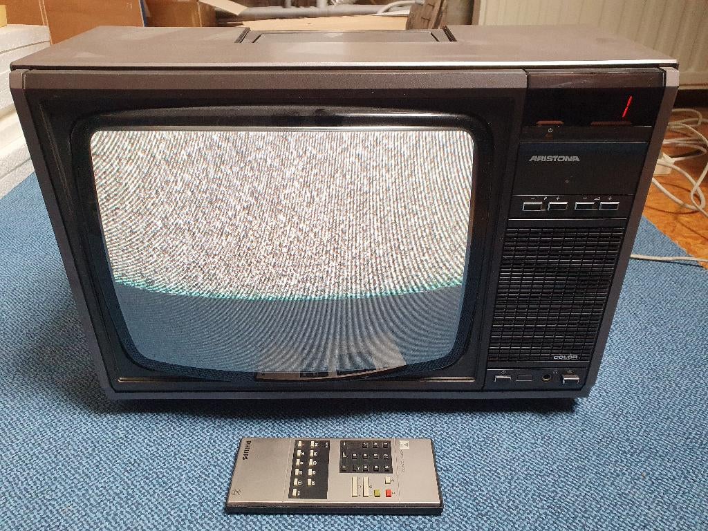 Aristona 37 cm tv afstandsbediening, Ophalen of Verzenden, Gebruikt, Minder dan 40 cm, Aristona