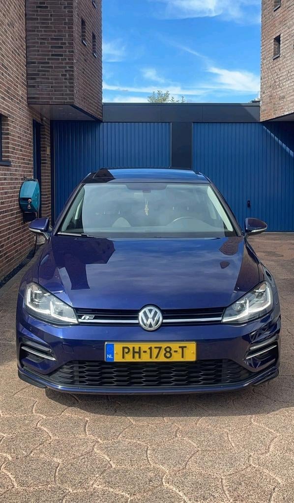 Volkswagen Golf 2.0 TDI R-Line | Nieuwe DSG | Pano | Massage, Auto's, Stof, Euro 6, 4 cilinders, 150 pk
