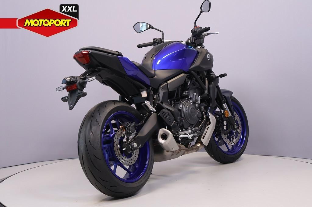 Yamaha MT 07 (bj 2026) - foto 3