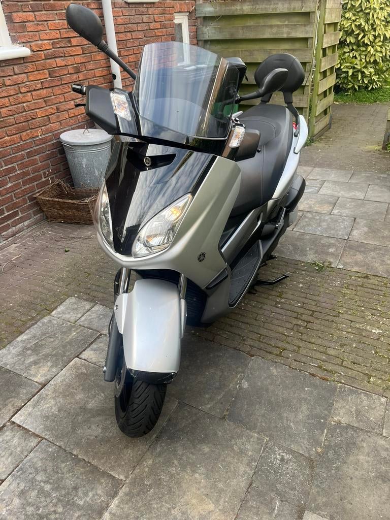 Yamaha xmax 250cc, Fietsen en Brommers, Scooters | Yamaha, Zo goed als nieuw, Benzine, Ophalen of Verzenden