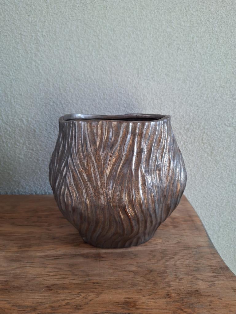 Prachtige binnen bloempot grijs/brons, Ophalen, Zo goed als nieuw