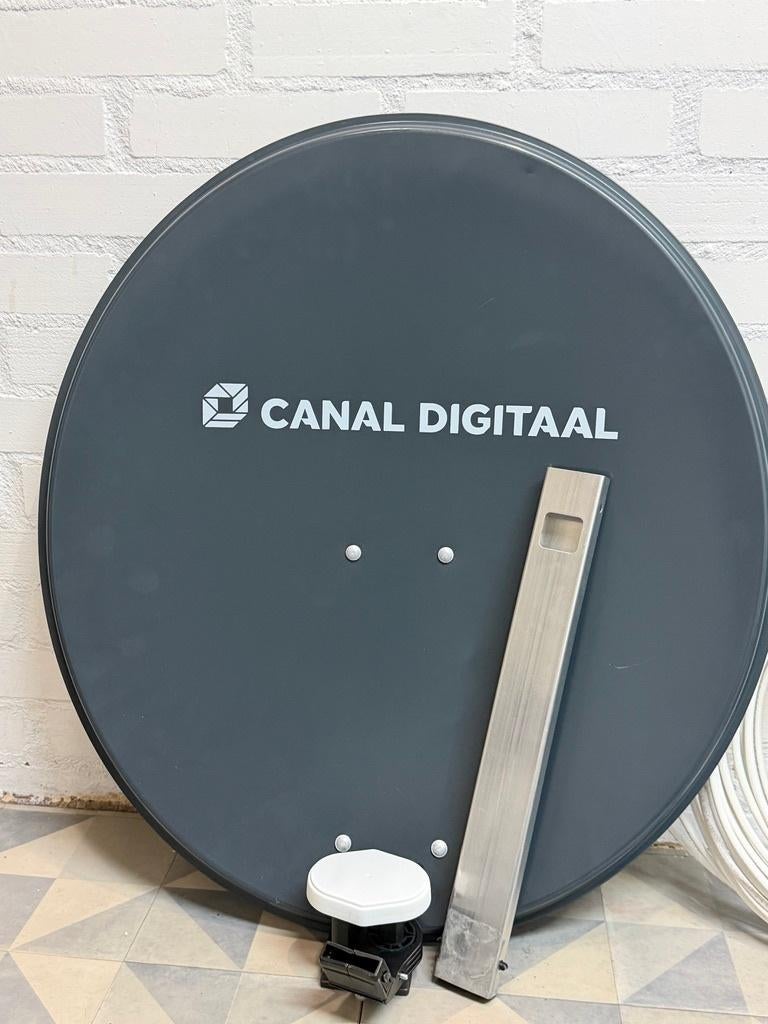 Canal Digitaal Schotel antenne recreatie set, Ophalen, Gebruikt, (Schotel)antenne, Overige merken