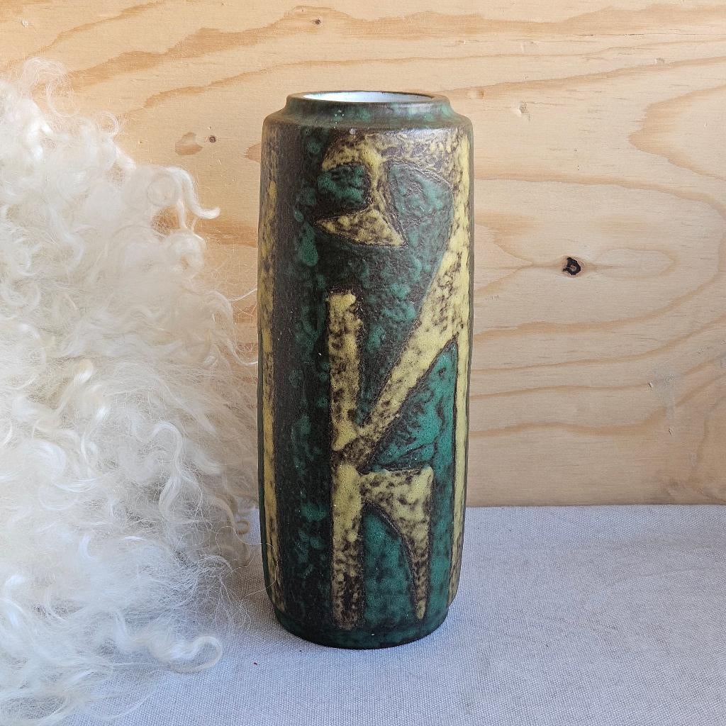 Cor Unum Jan Schuurkes cilindervaas groen, Antiek en Kunst, Ophalen of Verzenden