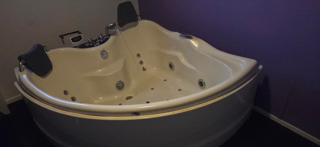 Gratis whirlpool jacuzzi bubbelbad, Ophalen of Verzenden, Gebruikt