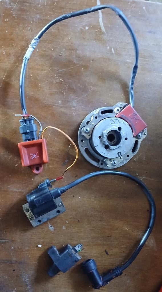 Hpi race ontsteking tomos, Fietsen en Brommers, Ophalen, Blok