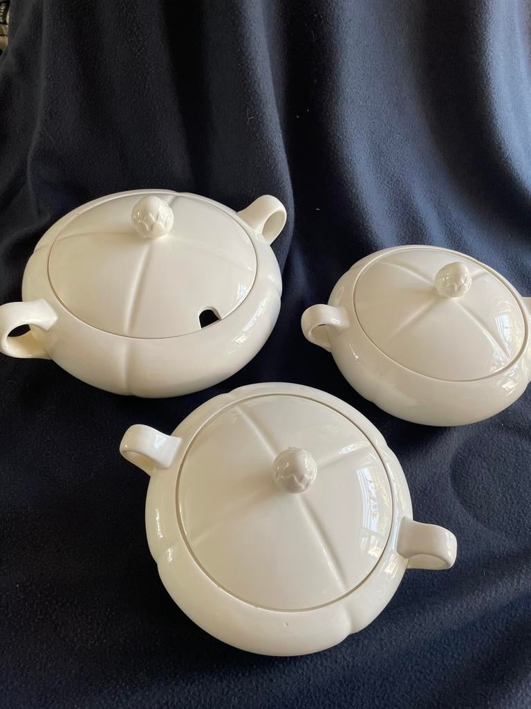 3 dekschalen uit grootmoeders tijd, Ophalen