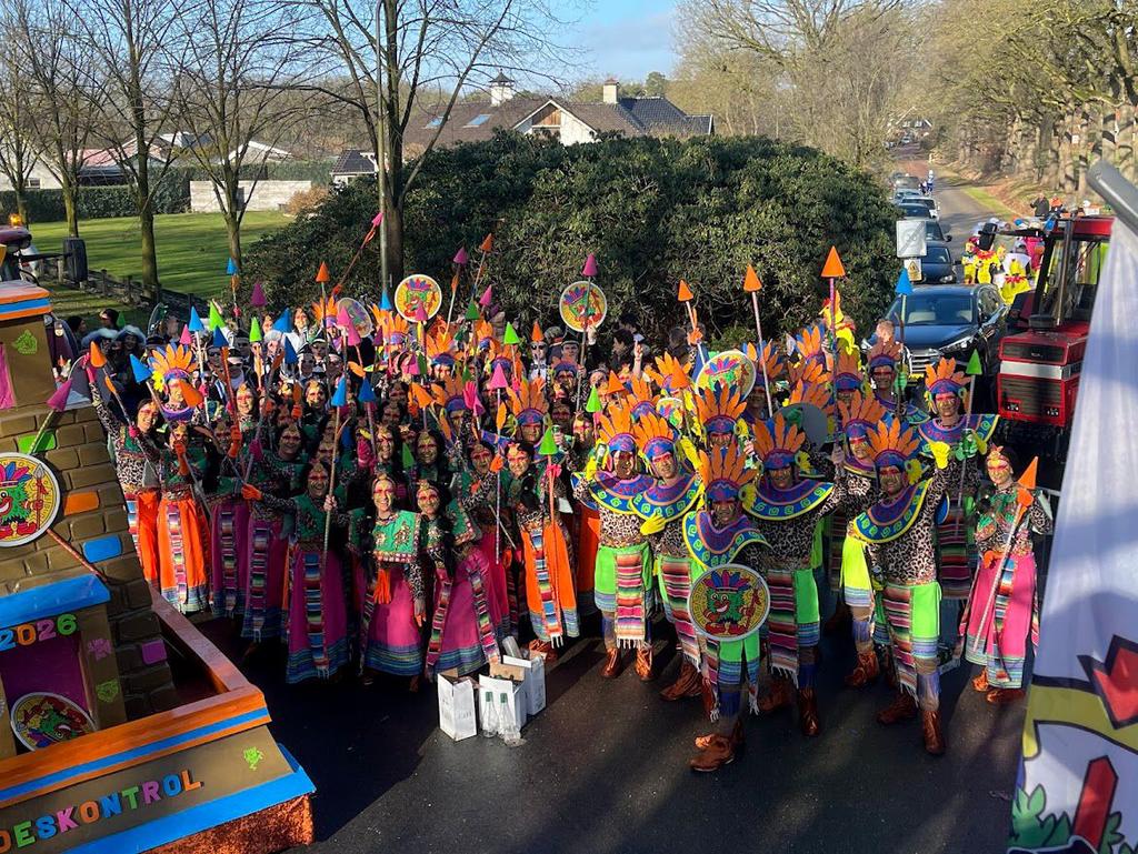 107 Maya carnavals kostuums prijswinnende grote loopgroep!, Kleding | Dames, Carnavalskleding en Feestkleding, Ophalen, Carnaval