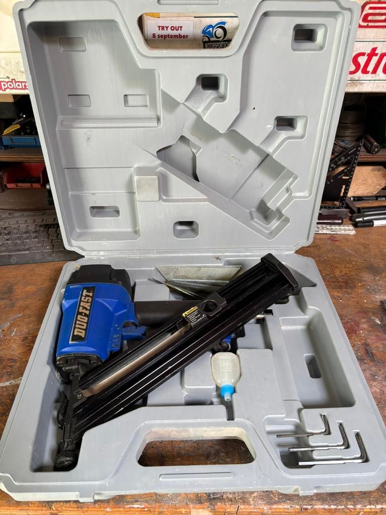 Duo fast spijker tacker, Ophalen of Verzenden, Zo goed als nieuw