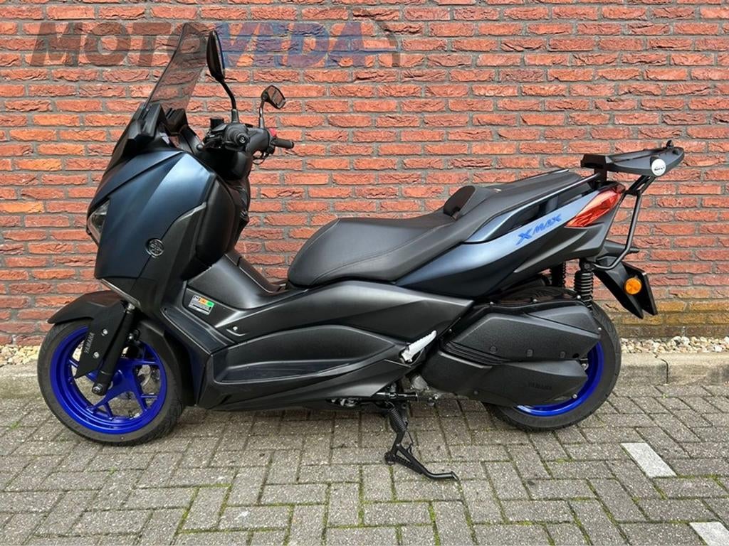 YAMAHA XMAX 300CC (bj 2023) - foto 2