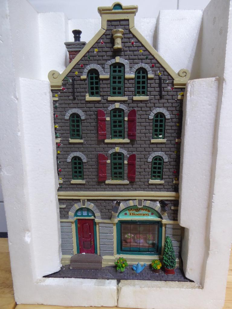 Lemax Item - Facade Margriets bloemen -  ik ruim op, Ophalen of Verzenden, Nieuw