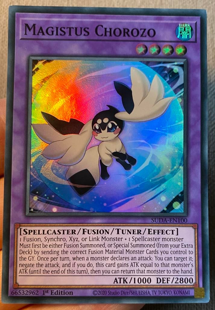 Yu-Gi-Oh! Magistus Chorozo SUDA 1st Edition !, Ophalen of Verzenden, Zo goed als nieuw, Losse kaart, Foil