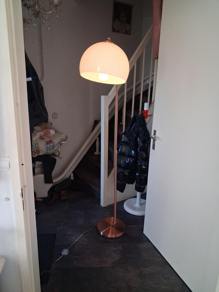 Lamp, Huis en Inrichting, Lampen | Vloerlampen, Ophalen of Verzenden, 150 tot 200 cm
