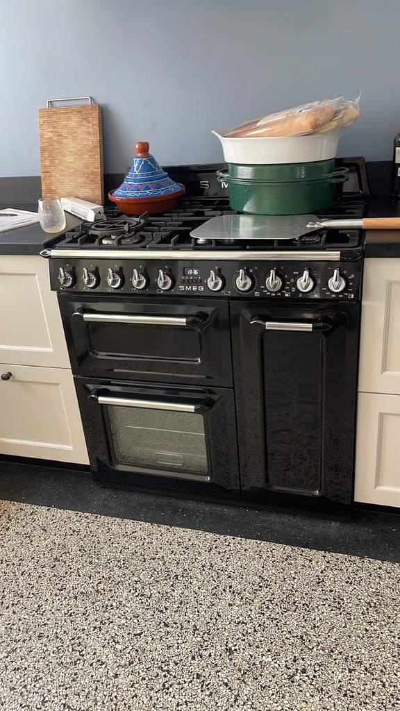 Smeg Fornuis - Gasfornuis met oven tr93bl, Witgoed en Apparatuur, Fornuizen, Ophalen, Gebruikt, 60 cm of meer, Grill