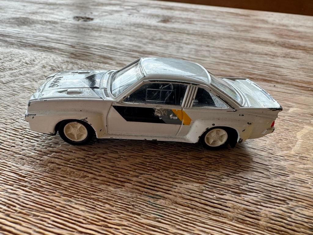 Opel Manta 400 Vitesse 1/43, Ophalen of Verzenden, Gebruikt, Auto, Overige merken