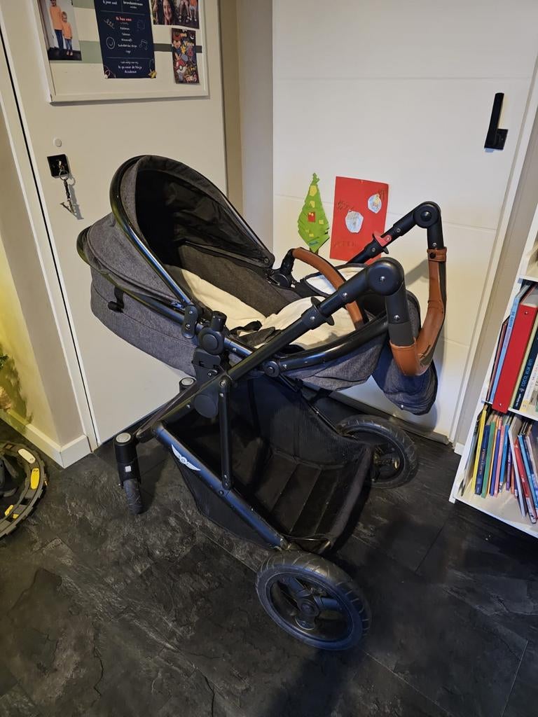 Slee kinderwagen. 1 lek bandje voor, Ophalen, Gebruikt, Overige merken, Verstelbare rugleuning