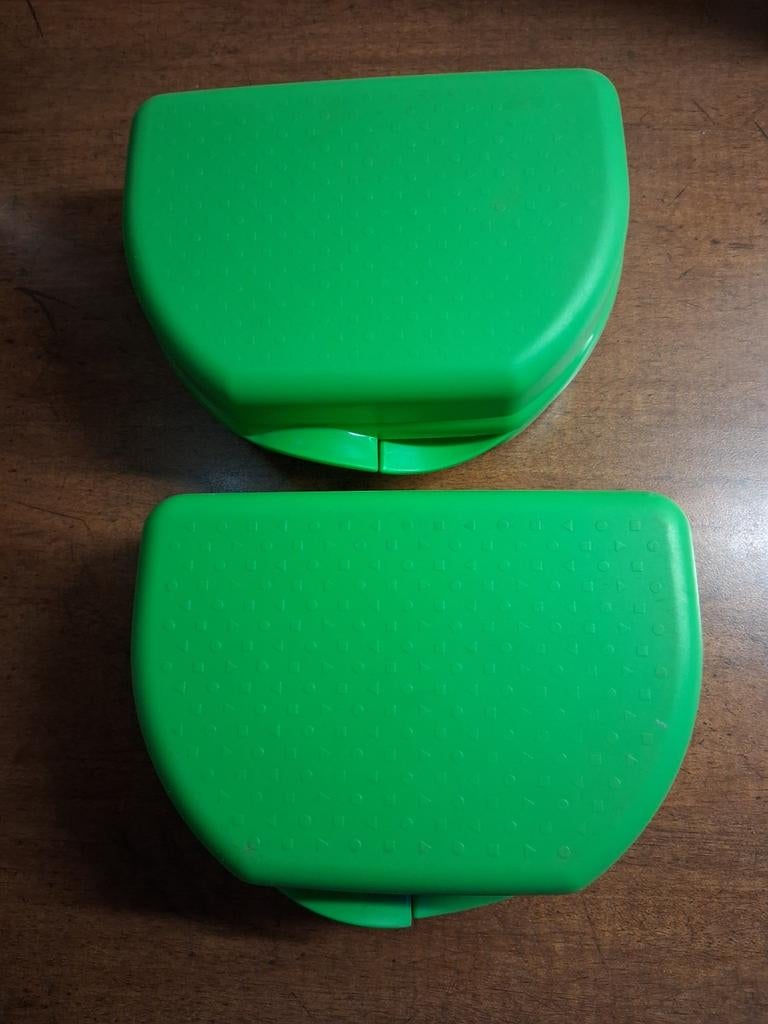 2 groene tupperware broodtrommels, Ophalen of Verzenden, Zo goed als nieuw, Overige typen