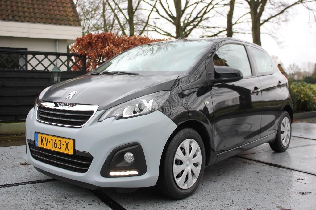 PEUGEOT 108 ZWART MET LICHTE VOORSCHADE, INRUIL MOGELIJK!!, Auto diversen, Ophalen, Zwart, Handgeschakeld, 1000 cc