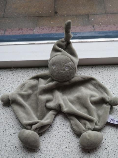 Spook van Prenatal grijs met korte puntmuts en ster om oog, Ophalen of Verzenden, Zo goed als nieuw, Overige typen