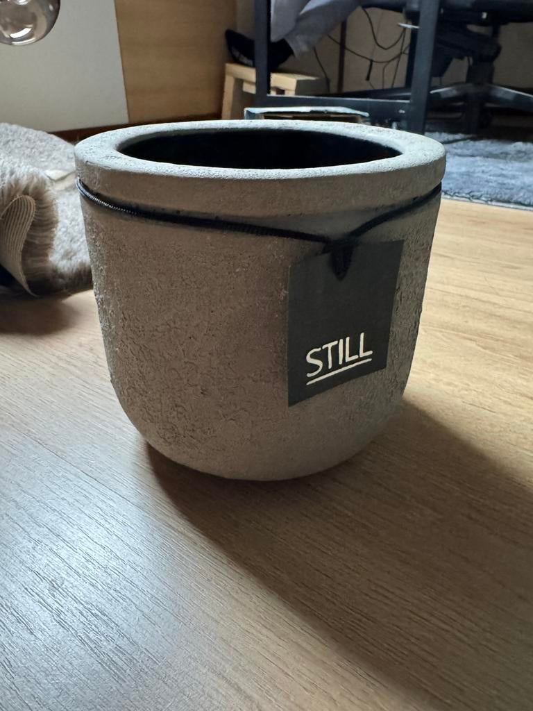 Mooie pot van Still, Ophalen, Rond, Zo goed als nieuw, Aardewerk