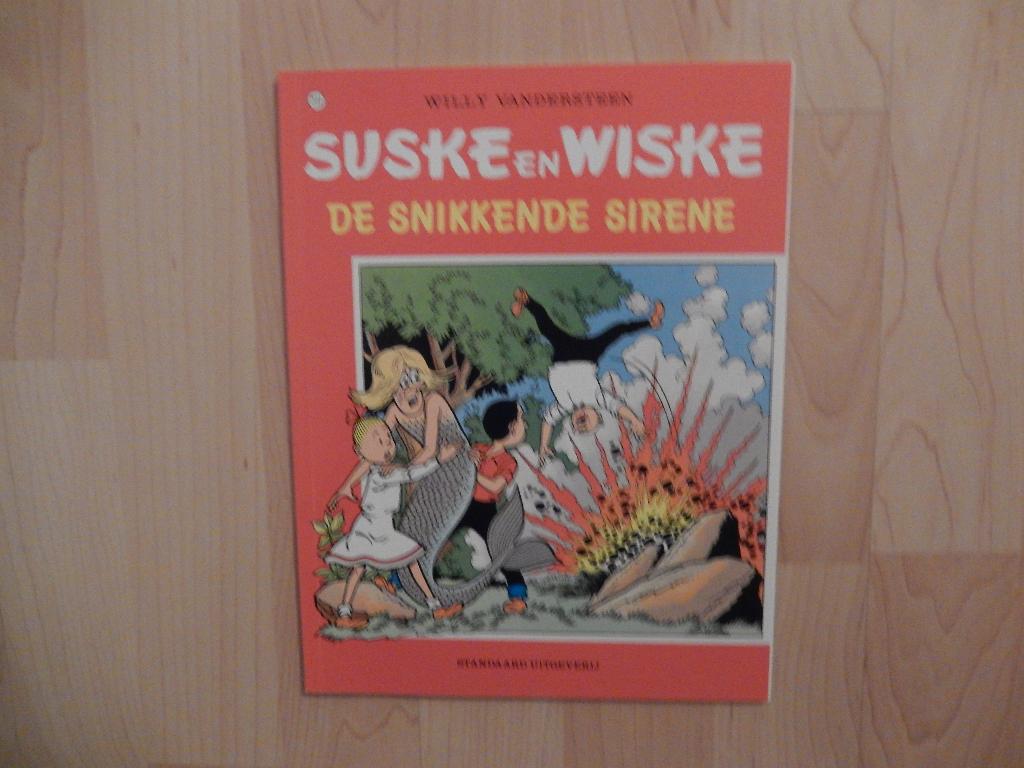 Suske en Wiske – De snikkende sirene + bijlage -1ste druk, Eén stripboek, Nieuw, Ophalen of Verzenden, Studio Vandersteen