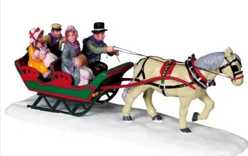 Lemax familie slede tocht kerstdorp miniatuur, Diversen, Kerst, Ophalen of Verzenden, Zo goed als nieuw
